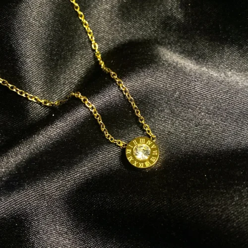 aurelia pendant